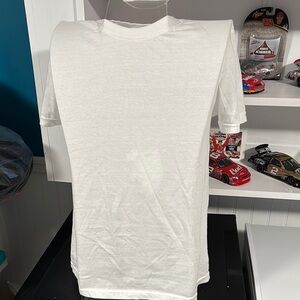 Levi’s Classic White Men's T-Shirt size Medium